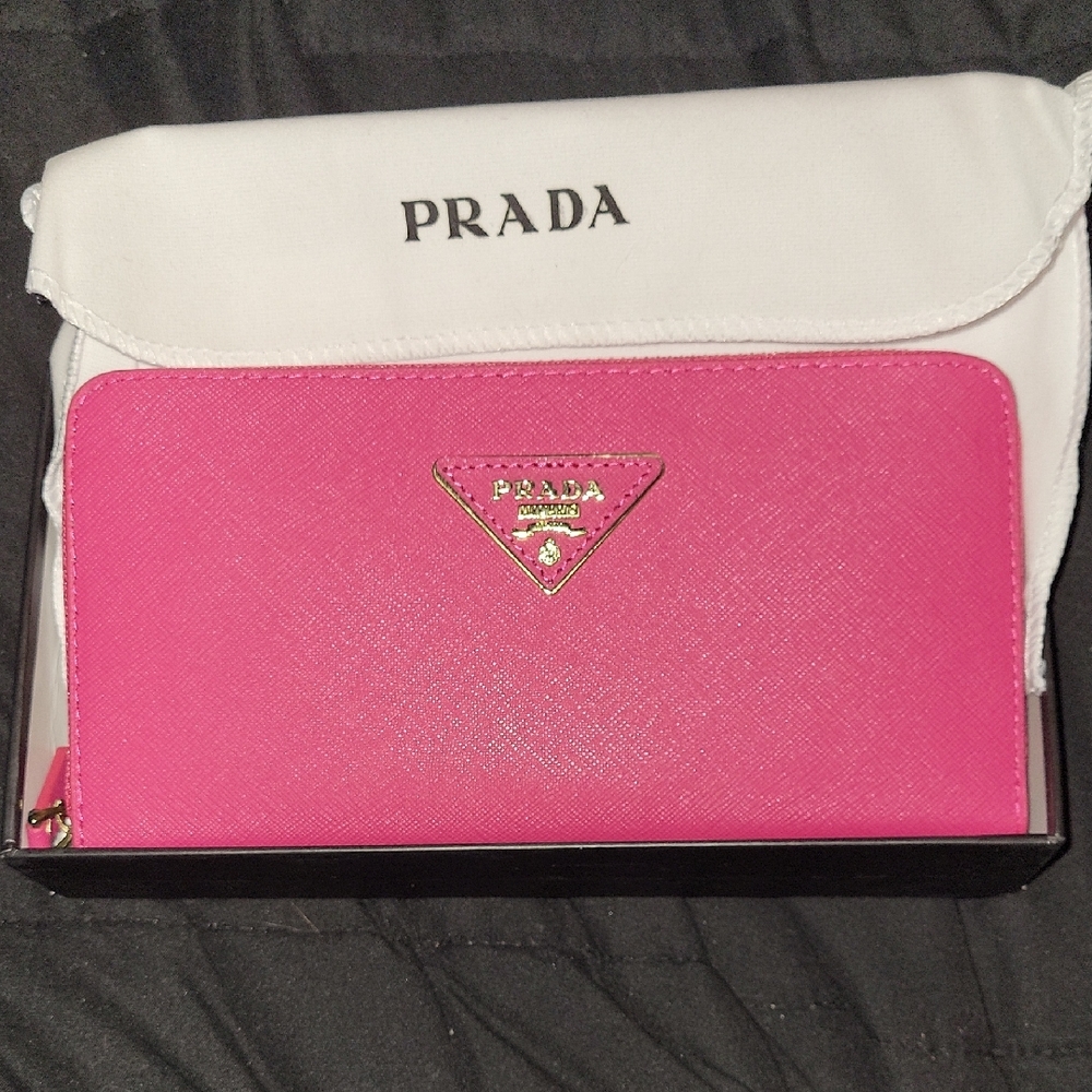 Pink Leather Wallet with Gold Logo